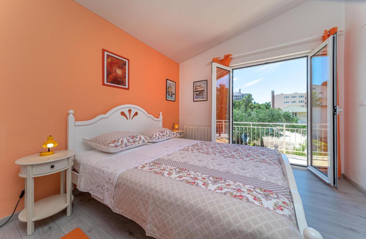 Apartments Villa Lilla 巴什卡沃达 外观 照片