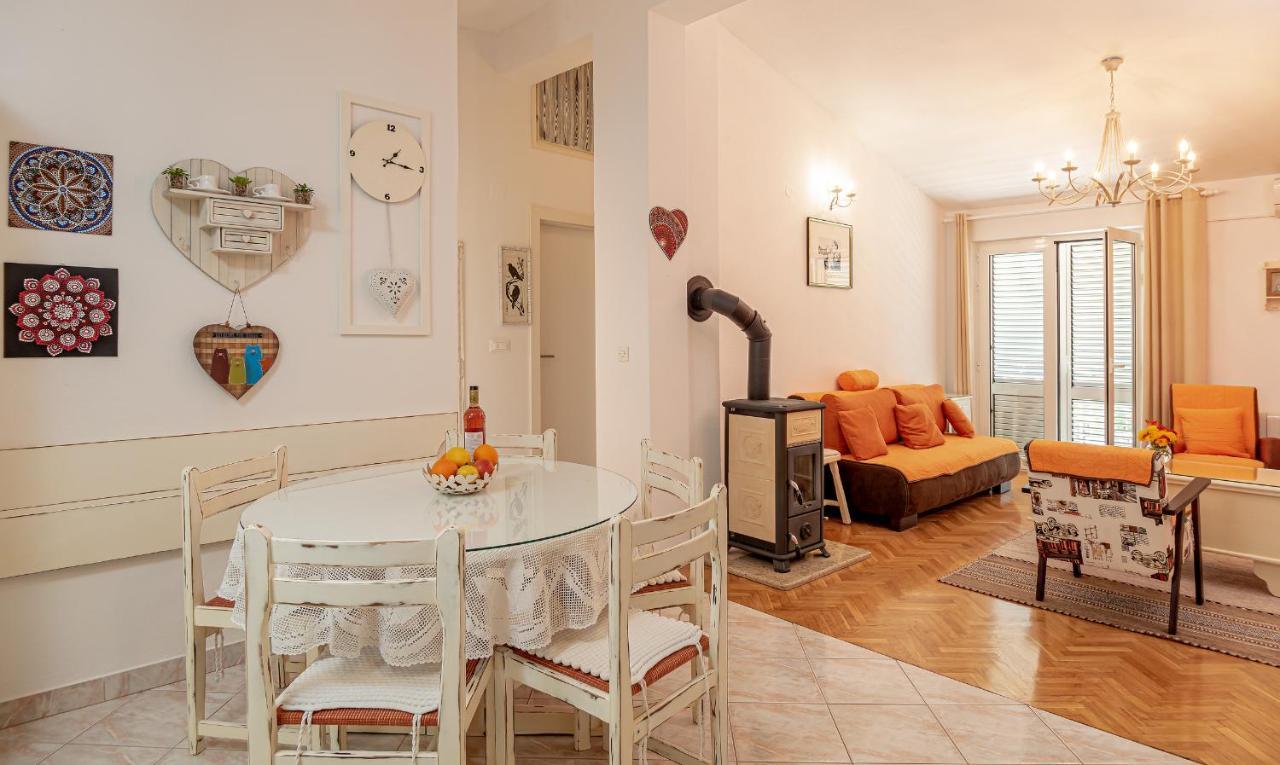 Apartments Villa Lilla 巴什卡沃达 外观 照片