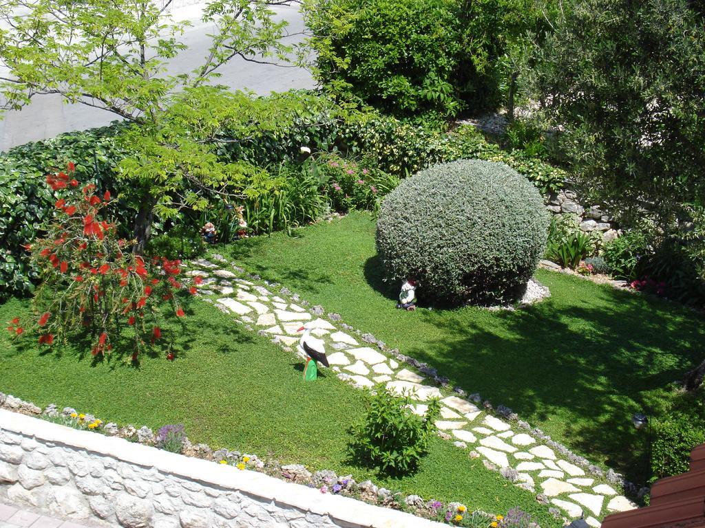Apartments Villa Lilla 巴什卡沃达 外观 照片