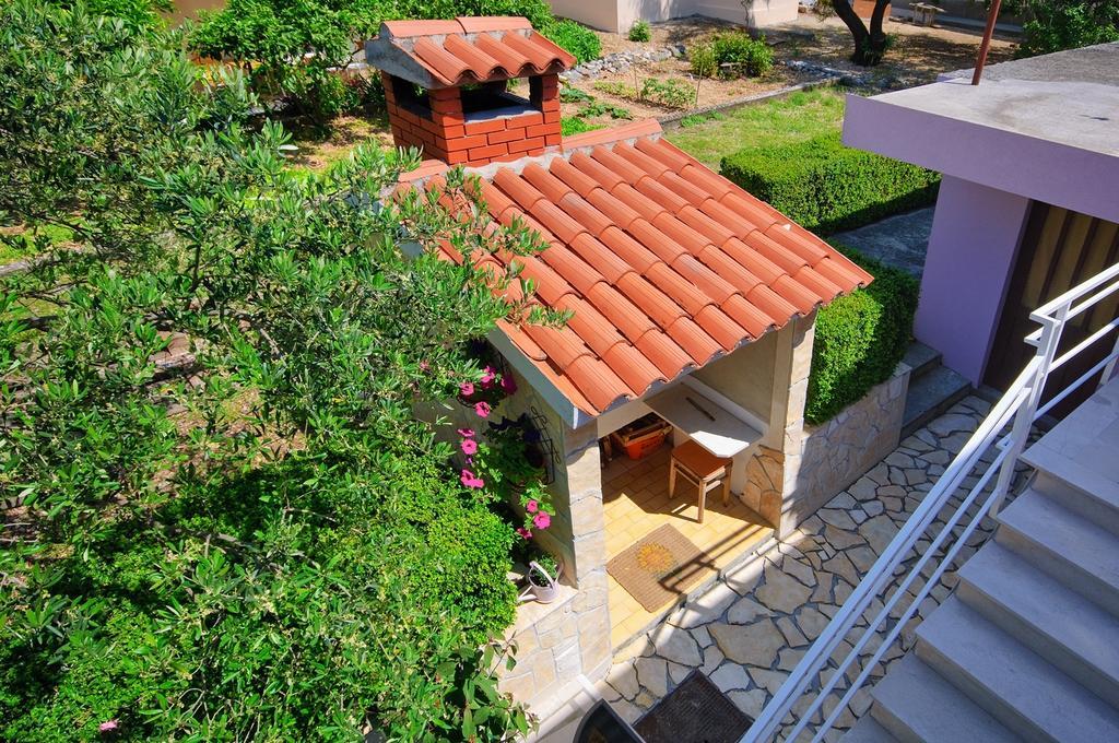Apartments Villa Lilla 巴什卡沃达 外观 照片